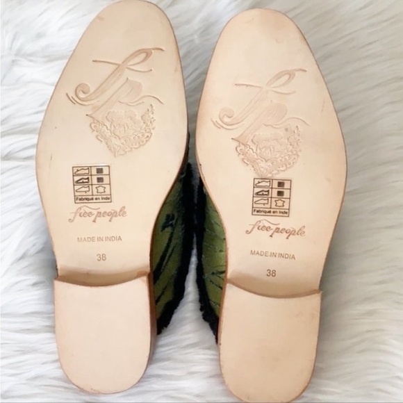 Free People Butterfly Effect Faux Fur Mule Size 38 Green Slip On Flat Loafer New - Picture 3 of 9